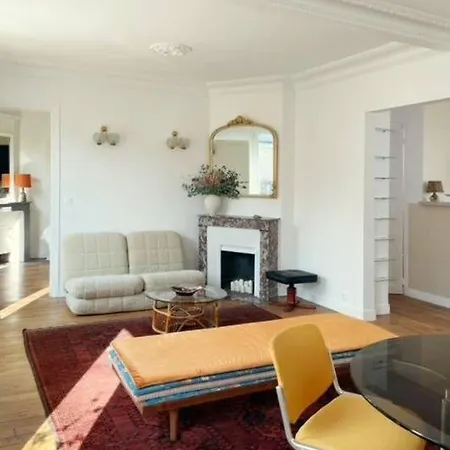 Apartment Proche Montmartre *